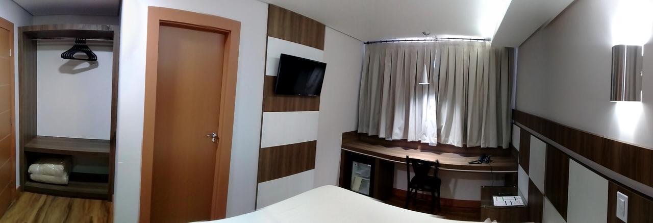 Hotel Maestro Villa Do Lago Toledo Екстериор снимка