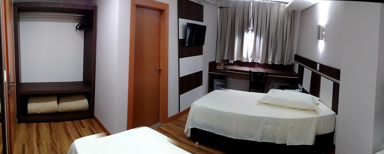 Hotel Maestro Villa Do Lago Toledo Екстериор снимка